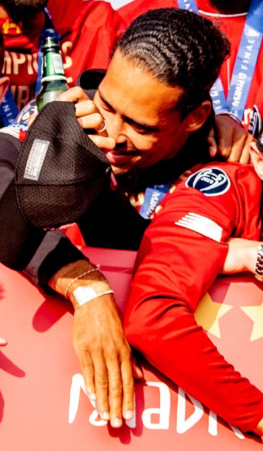 范迪克欧冠冠军关键表现回顾：2019利物浦登顶欧洲的防守密码